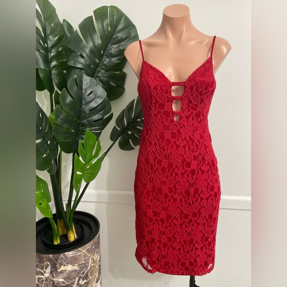 Bebe dress